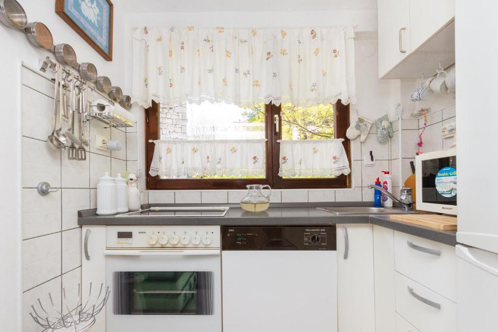 Apartments Varos Сплит Екстериор снимка